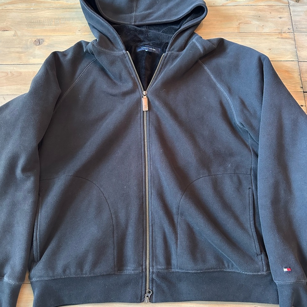 Vintage Men's Tommy Hilfiger Black Hoodie L